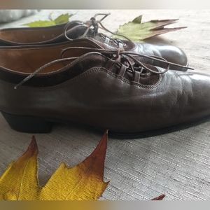 Gorgeous Vintage Roberto Capucci all Leather Oxford Style Shoe
